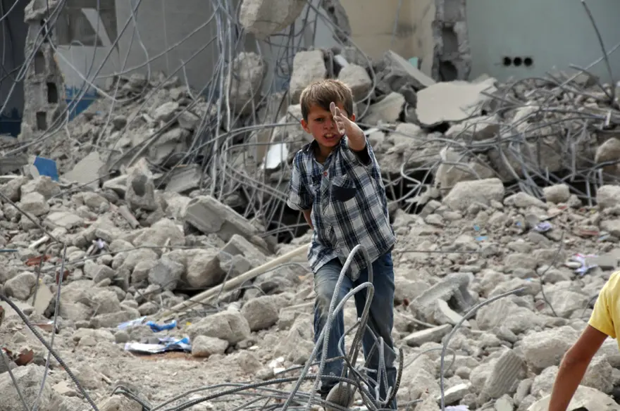 Hakkari'de 1300 bina yıkıldı 7