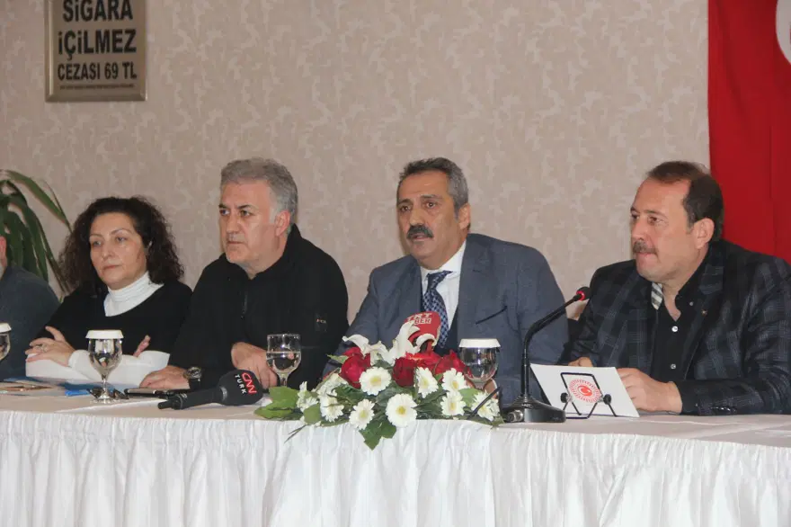 Sanatçılar, Zeytin Dalı Harekatı'na destek için Suriye sınırına gitti 2