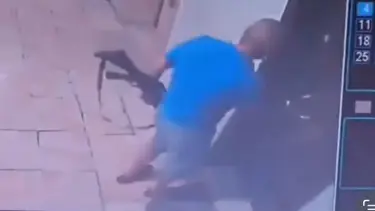 Sitede çim sulama kavgası: Pompalı tüfekle komşusunun kapısına dayandı