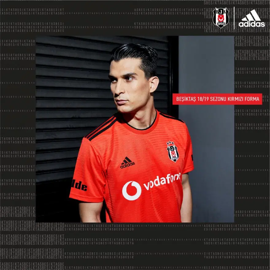Beşiktaş'ın yeni sezon formaları satışa çıktı 6