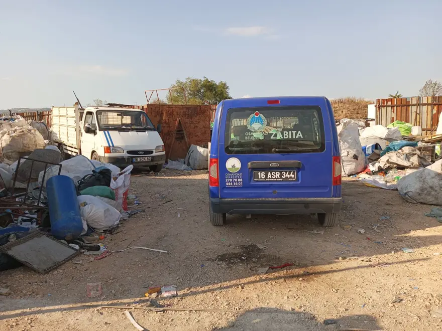 Boş arsada zehirli 80 varil bulundu 5