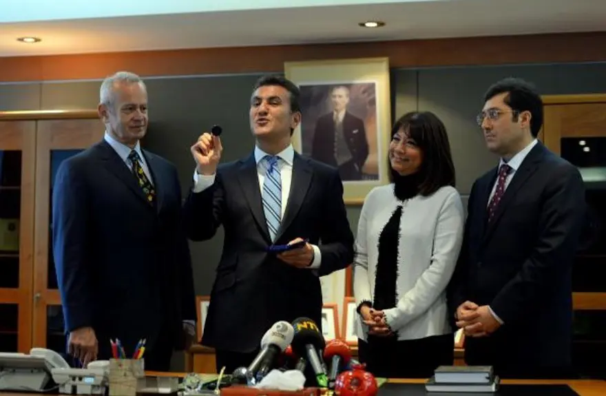 CHP reklamındaki teyze gözyaşlarına hakim olamadı 13