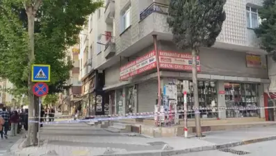 Bahçelievler'de bir bina boşaltıldı