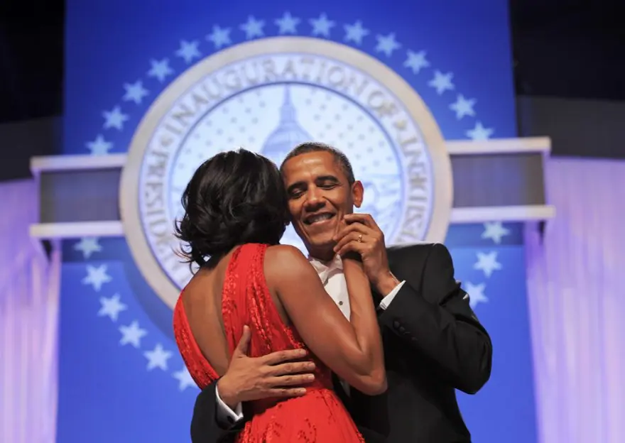 Obama çiftinden romantik dans 12 Obama çiftinden romantik dans 12