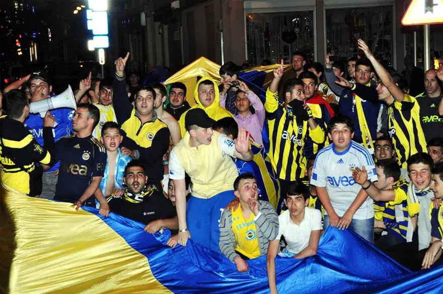 Her yer sarı lacivert 43