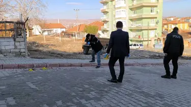 Amcasının oğlu vurup kaçtı