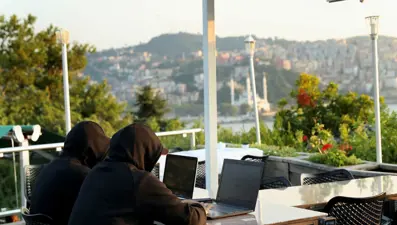 'Aranan hacker' Sanayi ve Teknoloji Bakanı Mustafa Varank çıktı!