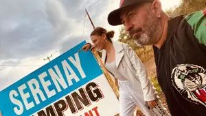 Cem Yılmaz ve Serenay Sarıkaya gündeme damga vurdu