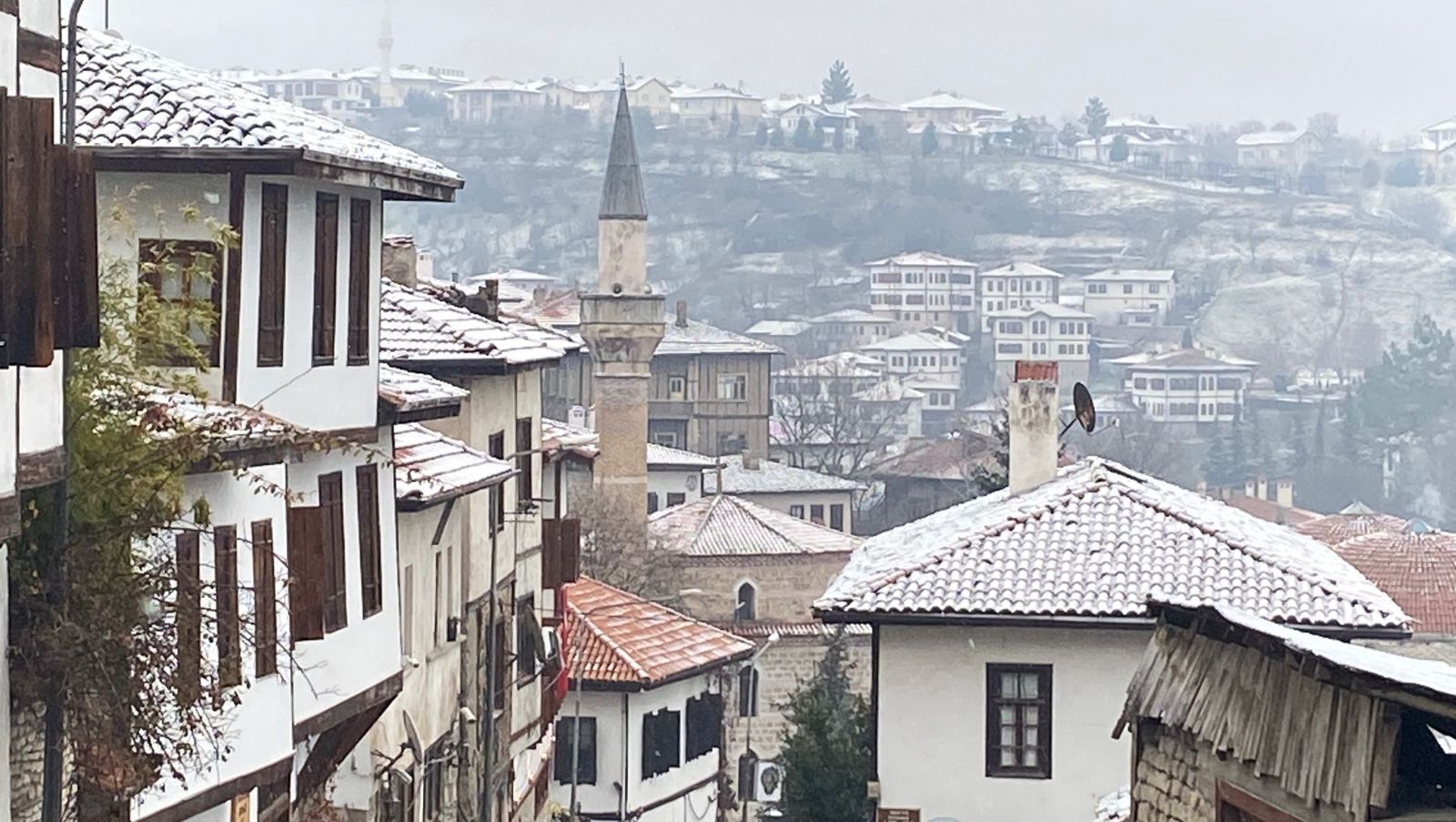 Safranbolu beyaza büründü