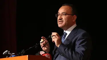 Bozdağ'dan "istifa" açıklaması: Değişim iradesine uygun hareket etmelerini bekliyorum