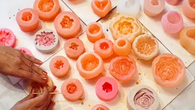 Mumdan çiçek buketleri Anneler Günü için hazırlanıyor