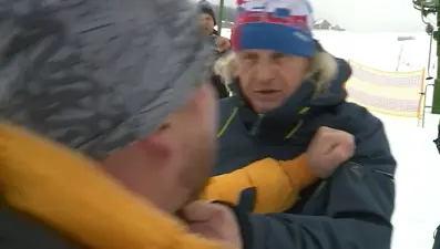 Yasağı ihlal etti, haber yapan muhabire saldırdı