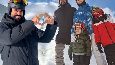 Fahriye Evcen ile Burak Özçivit kayak tatilinde: Nasıl olduğunu anlamadım