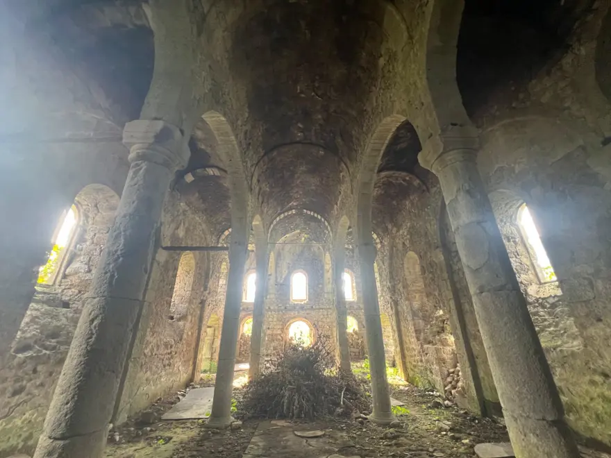 Trabzon'da kiliseler definecilerin hedefi oldu: "Evimin altını bile kazımışlar" 5