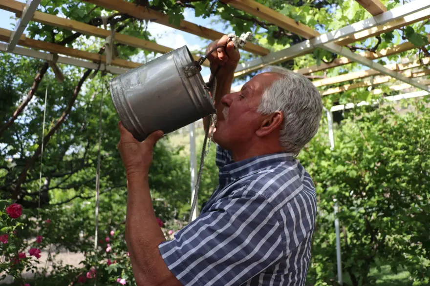 Kışın karla dolduruyorlar: Yazın serinlemek için kullanılıyor 2