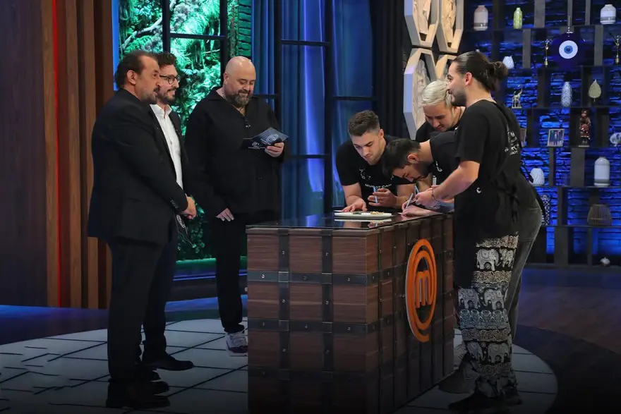 MasterChef'e gözyaşlarıyla veda etti: Aklımızda kalacaksın 3