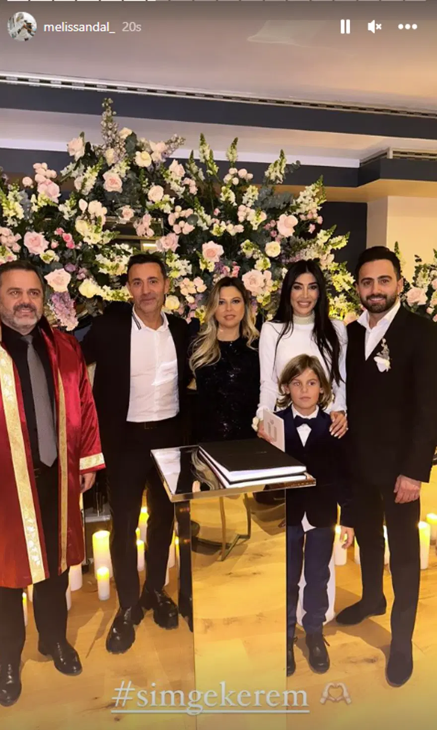 Mustafa Sandal baldızının nikah şahidi oldu 3 Mustafa Sandal baldızının nikah şahidi oldu 3