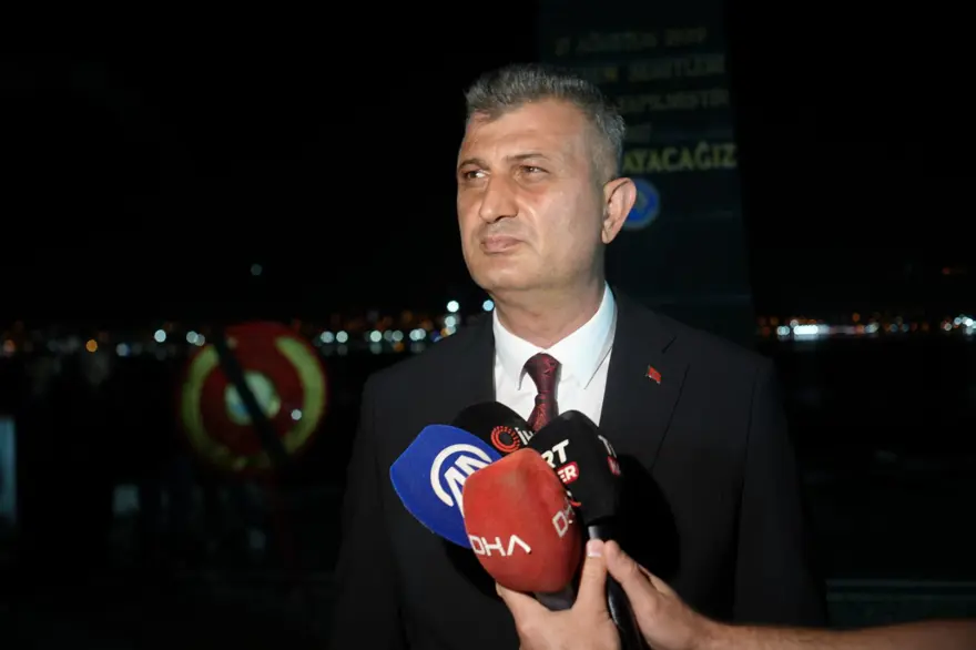 17 Ağustos Depremi'nin 25. yılı: Hayatını kaybedenler 03.02'de anıldı 1