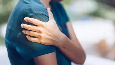 Gece artan omuz ağrıları neyin işareti?