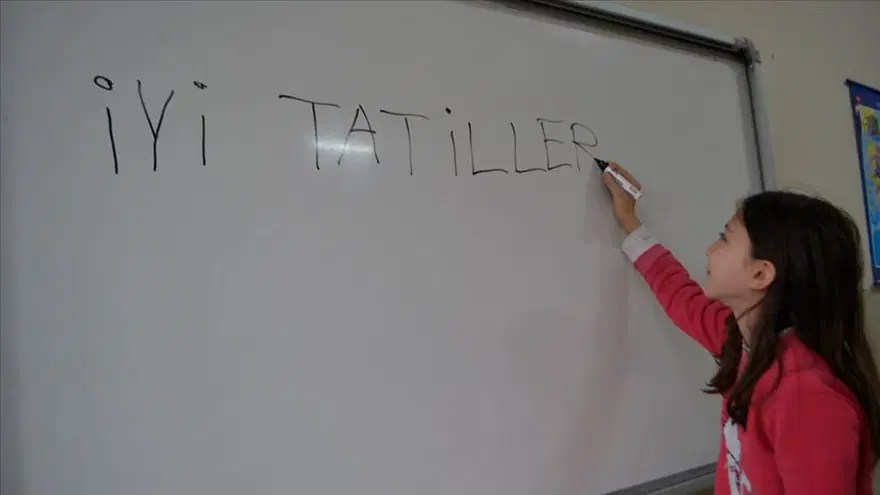 OKULLAR ARA TATİL İÇİN NE ZAMAN KAPANACAK? 1 OKULLAR ARA TATİL İÇİN NE ZAMAN KAPANACAK? 1