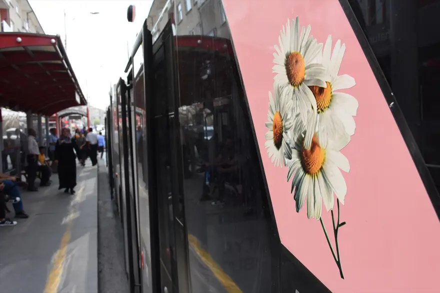 Malatya'da "pembe trambüs" uygulaması başladı 18