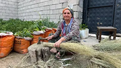 Babaannesinden kalan mirası yaşatıyor: El emeğiyle hazırlanıyor