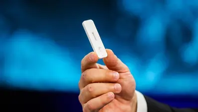 Türk mühendislerin Covid-19 teşhisini yarım saate düşüren PCR tanı kitine dünyadan yoğun ilgi