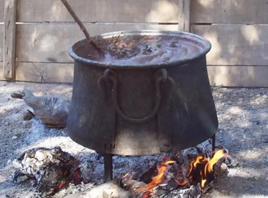 Tunceli'de pekmez ailelerin geçim kaynağı 12