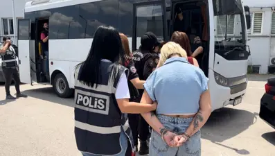 Bursa merkezli 3 ilde fuhuş operasyonu: 15 gözaltı