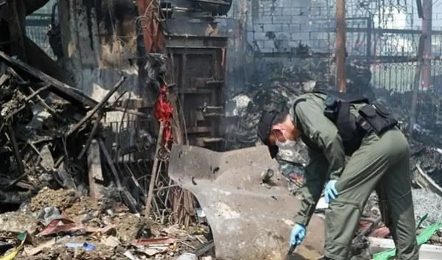 Tarihi bomba patladı: 7 ölü 3