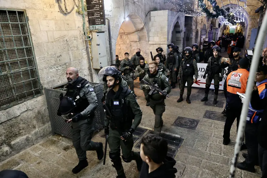 İsrail'den Mescid-i Aksa'ya üçüncü baskın 4