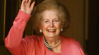 Margaret Thatcher'ın heykeli yumurta atma yarışmasıyla açılacak