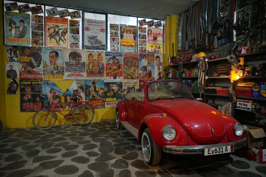 Bu evi görenler film platosu sanıyor: Hepsi aile yadigarı 1