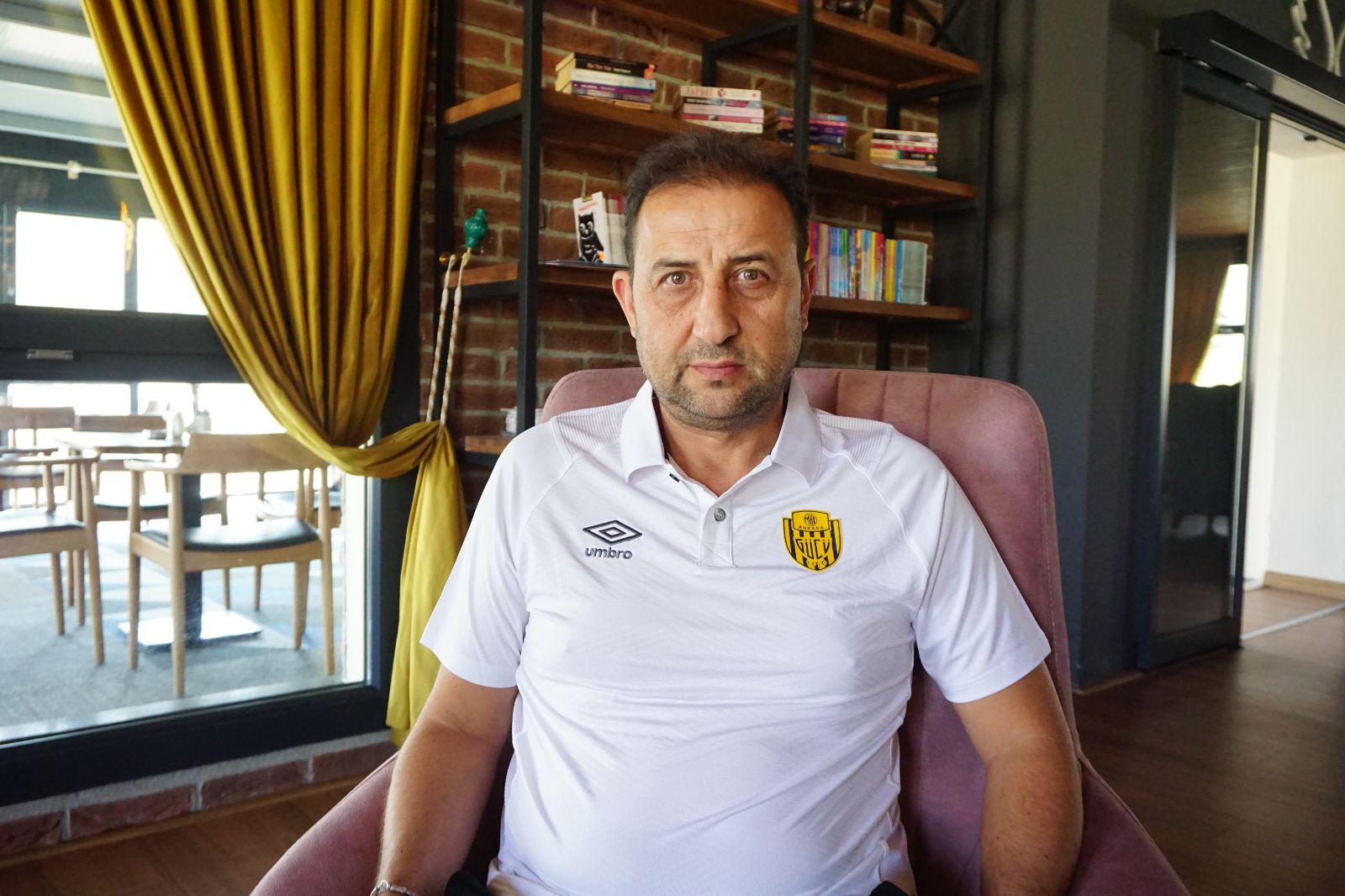 Ankaragücü Sportif Direktörü İçgül: "Süper Lig'e çıkmayı hedefliyoruz"