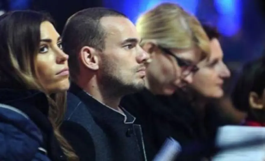 Sneijder, Yolanthe Cabau'yu Emma Heesters ile aldattı mı? 1