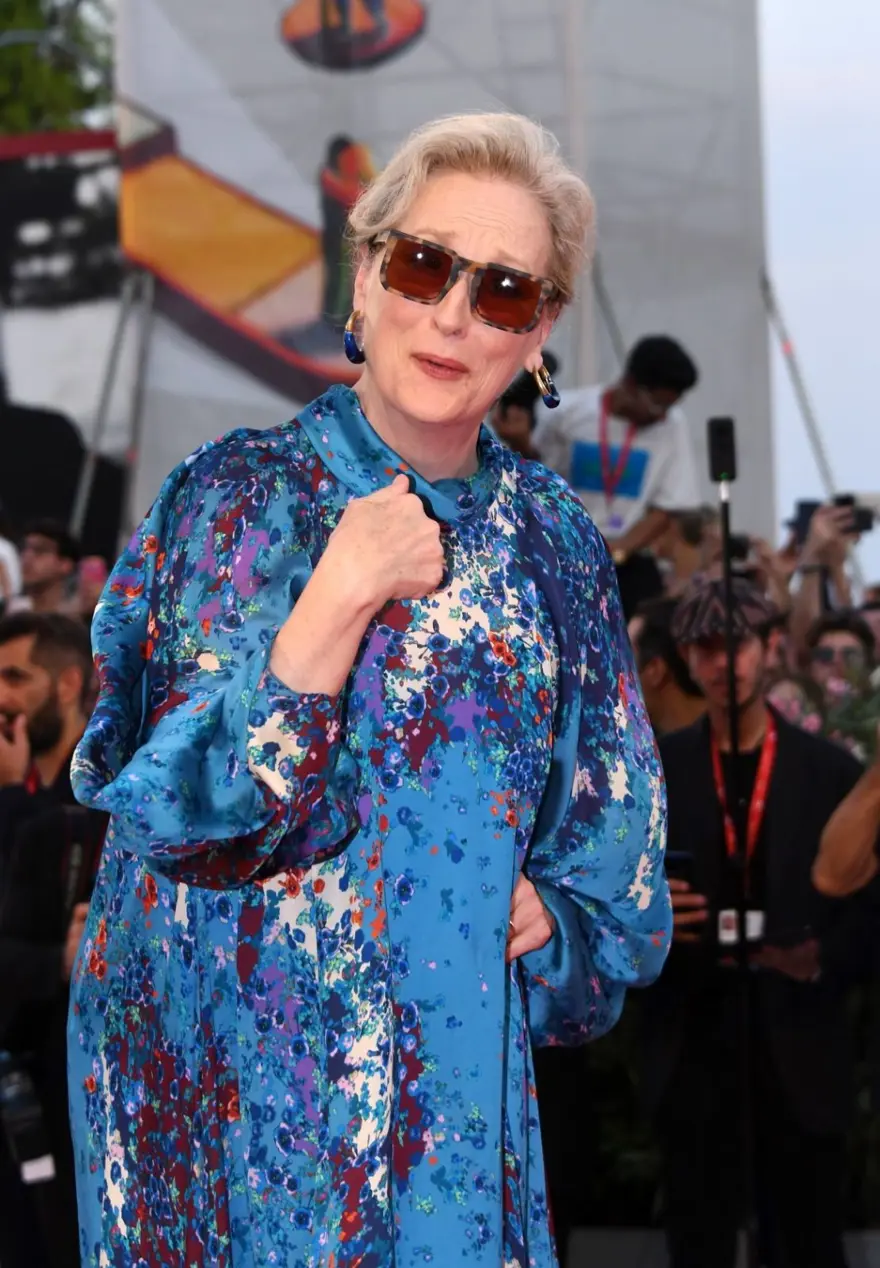 Meryl Streep The Laundromat filminin Venedik prömiyerinde 1