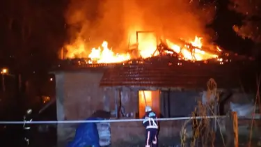 Ordu'da sobadan çıkan yangında bir ev küle döndü