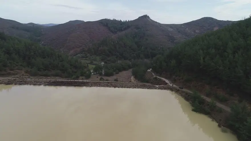 İzmir'de Yeniköy Sulama Göleti tehlike oluşturdu, 30 hane boşaltıldı 