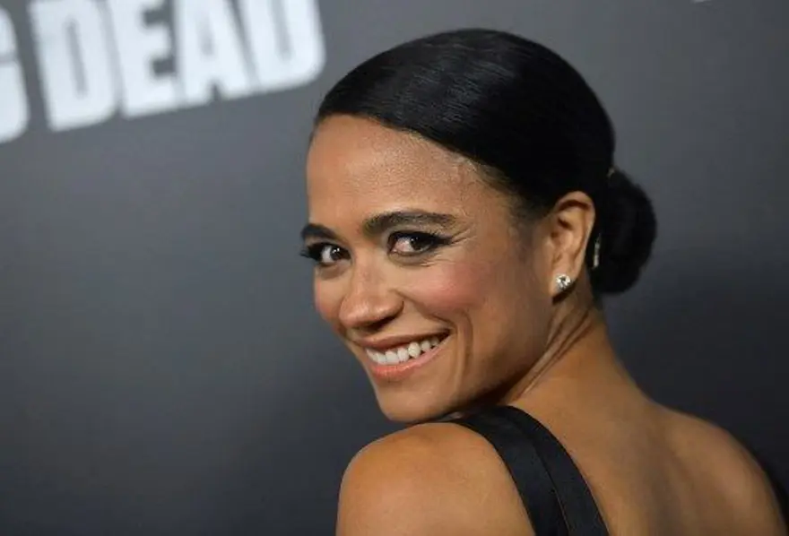 Lauren Ridloff, Marvel'in trençkot giyen gizemli adamını deşifre etti 4