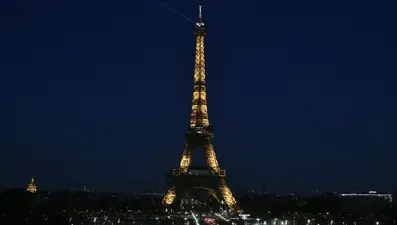Eyfel Kulesi'ne saldırı planı: İki kişi tutuklandı