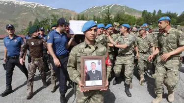 Şehit Uzman Onbaşı Öz son yolculuğuna uğurlandı