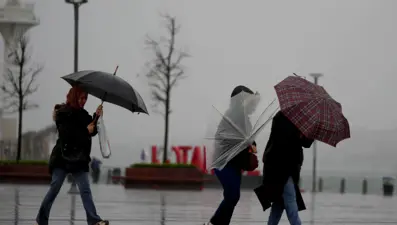 Meteorolojiden kuvvetli sağanak ve fırtına uyarısı 