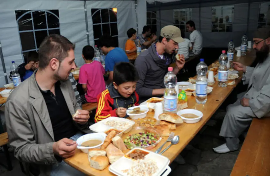 En geç oruç Edirne'de açılacak 8