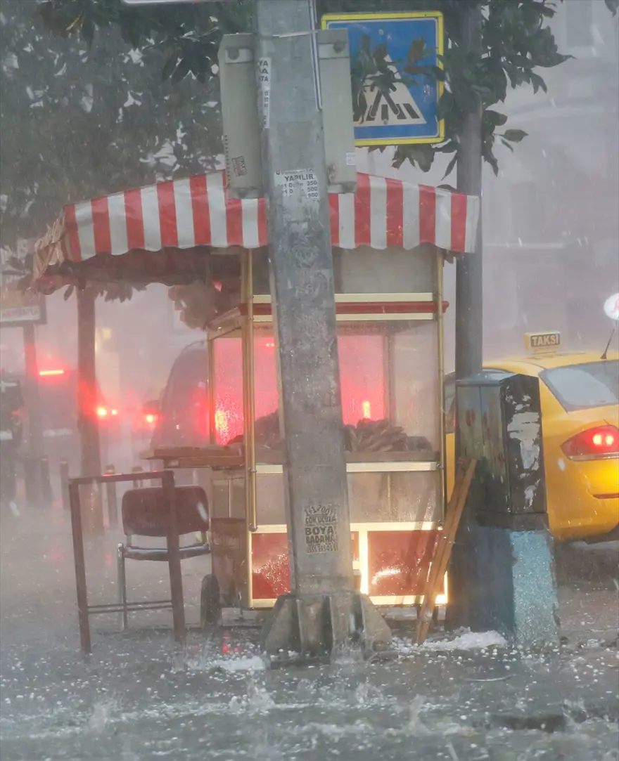 İstanbul'da etkili yağış (20 dakikalık kabus) 57