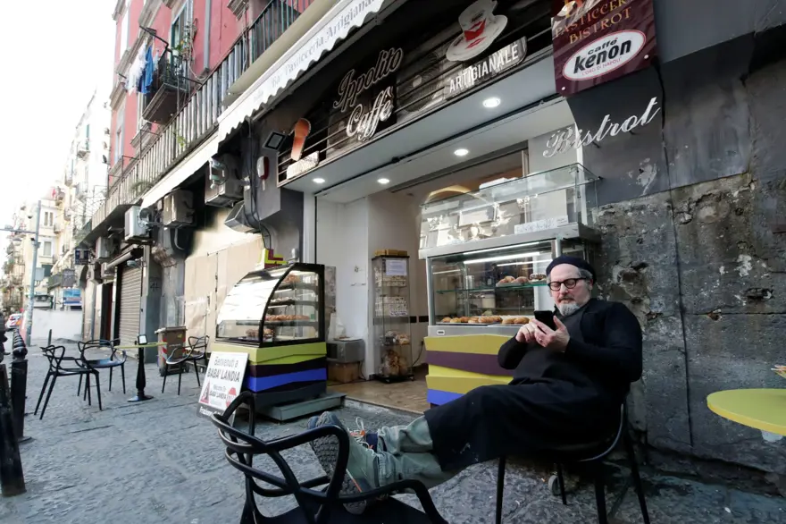 İtalya tarihinin en sessiz günlerini yaşıyor 3