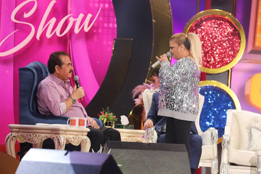 İbo Show'un yeni bölüm konukları: Kibariye, Ömer Danış, Cengiz Kurtoğlu, İbrahim Karakaş, Zeliha Kendirci ile Şahin Kendirci 4 İbo Show'un yeni bölüm konukları: Kibariye, Ömer Danış, Cengiz Kurtoğlu, İbrahim Karakaş, Zeliha Kendirci ile Şahin Kendirci 4