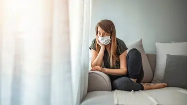 Covid-19’u atlatan gençlerin yüzde 85’inde en az 4 nörolojik sorun görülüyor