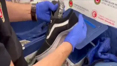 Havalimanında uyuşturucu operasyonu: Ayakkabı tabanına bile saklamışlar