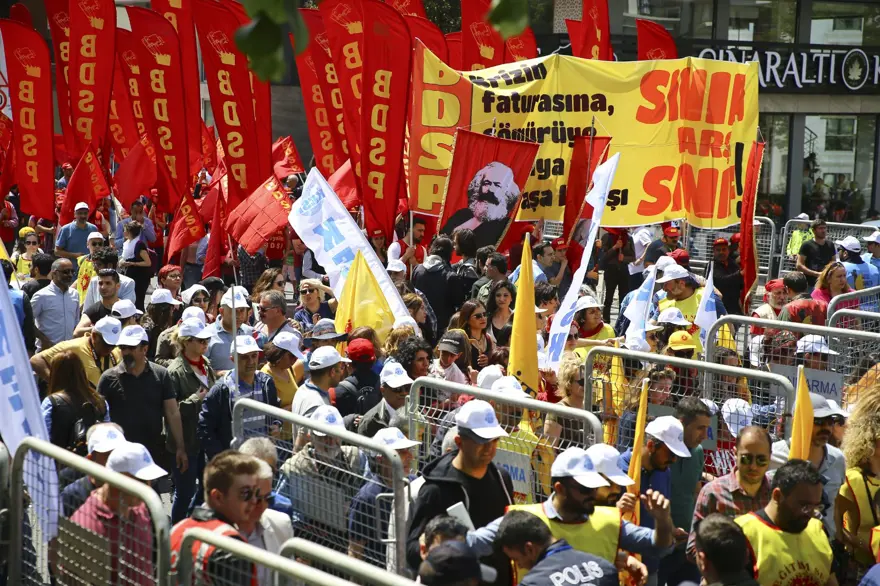 Bakırköy'de 1 Mayıs coşkusu 48