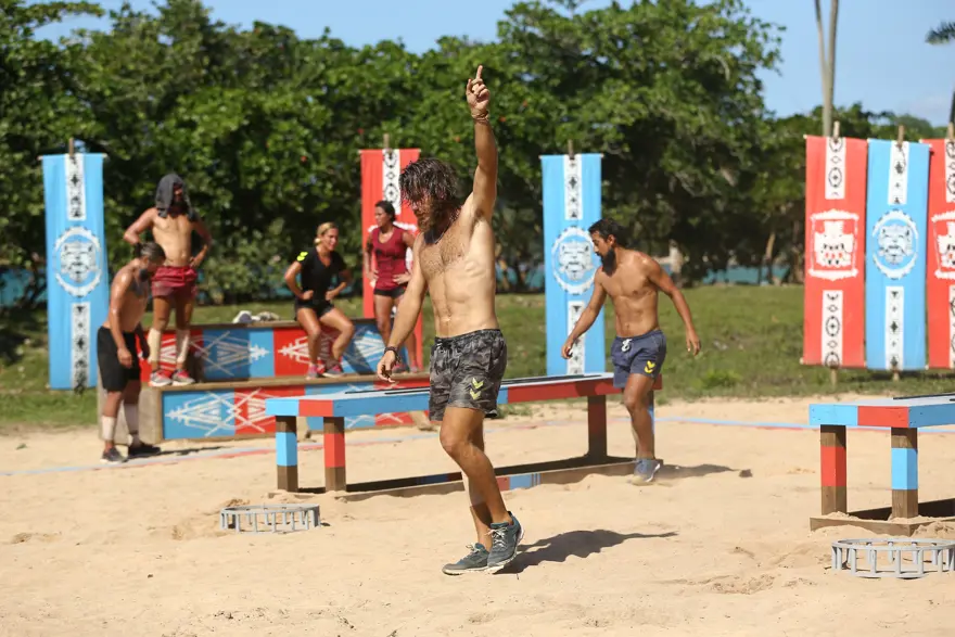 Survivor şampiyonu Ogeday Girişken Fenerbahçe bayramlaşmasında 22